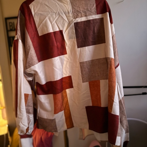 Pattern Blouse - Picture 3 of 3